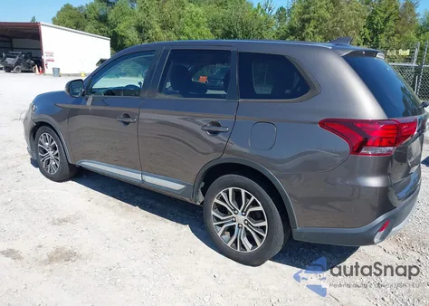 2017 Mitsubishi Outlander Se z USA, uszkodzony, nr VIN JA4AD3A37HZ038345